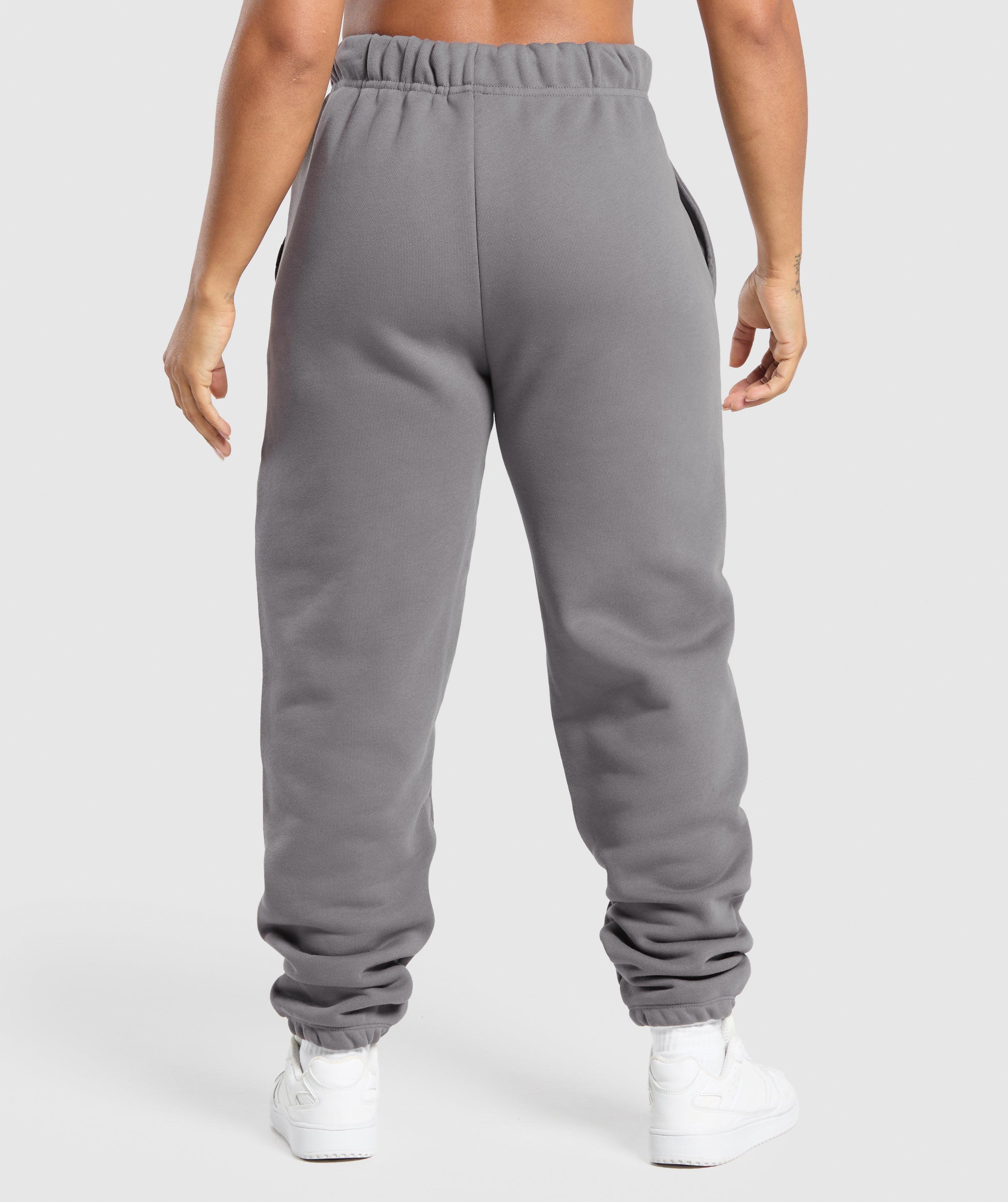 Gymshark Embroidered Gymshark Oversized Jogger - Brushed Grey