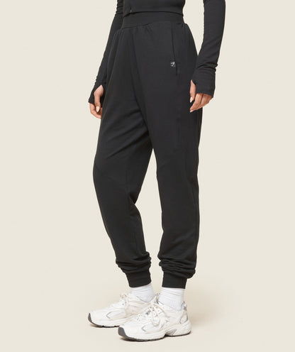 Gymshark GS x Leana Deeb Training Joggers - Black